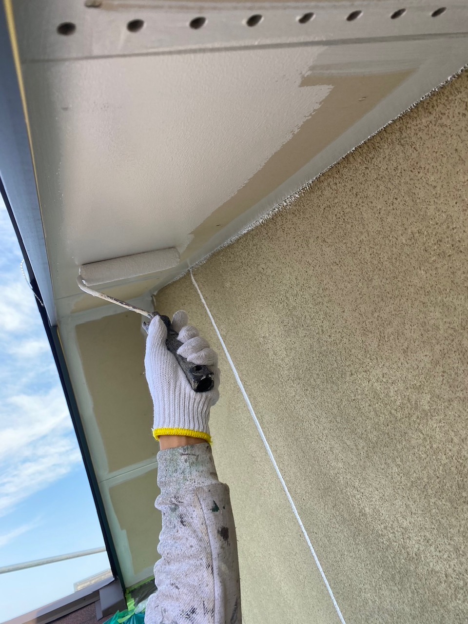 軒天防カビ塗装